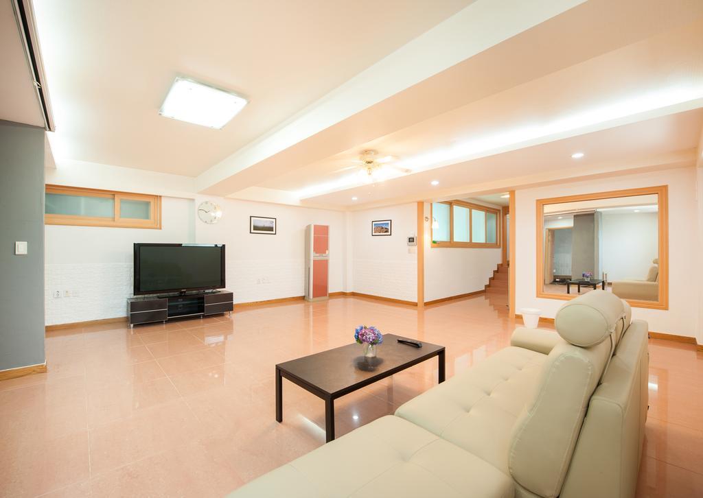 Jeju Sullem Pension Εξωτερικό φωτογραφία